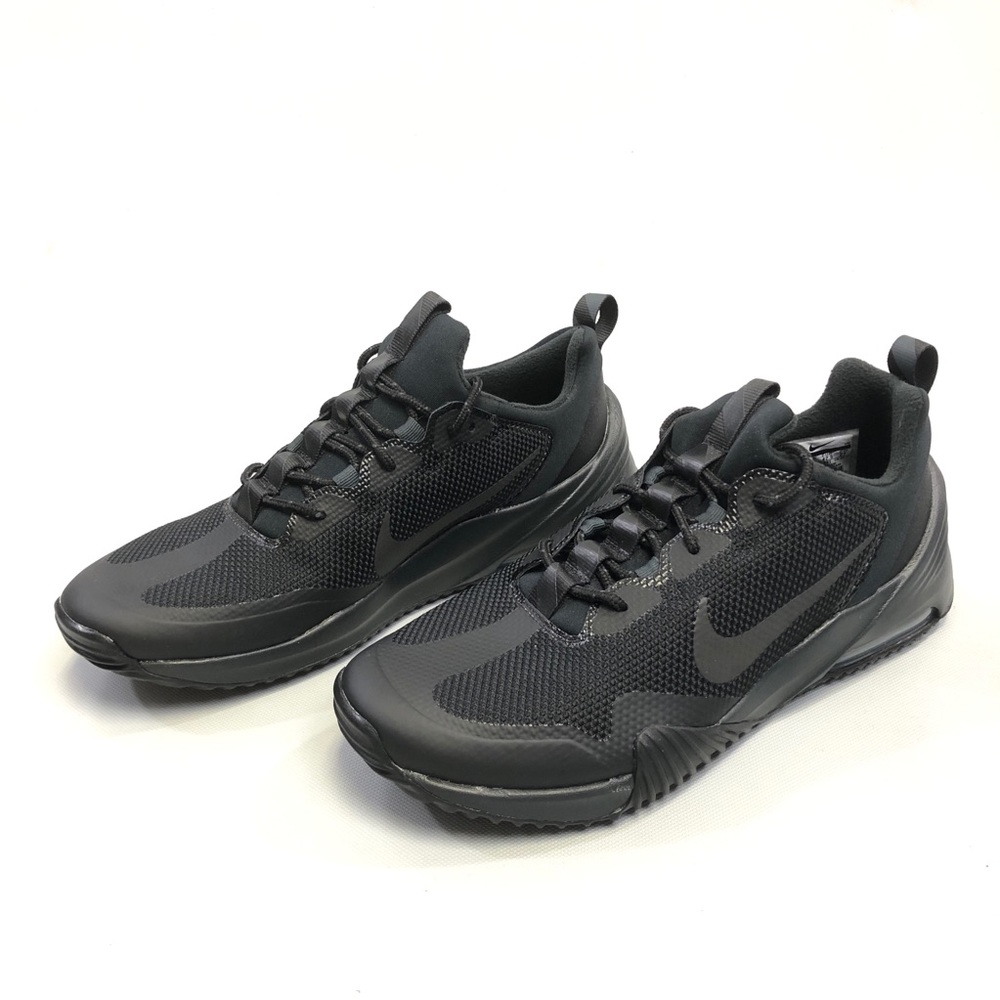 NWOB Nike Air Max Grigora Men’s Casual Shoe